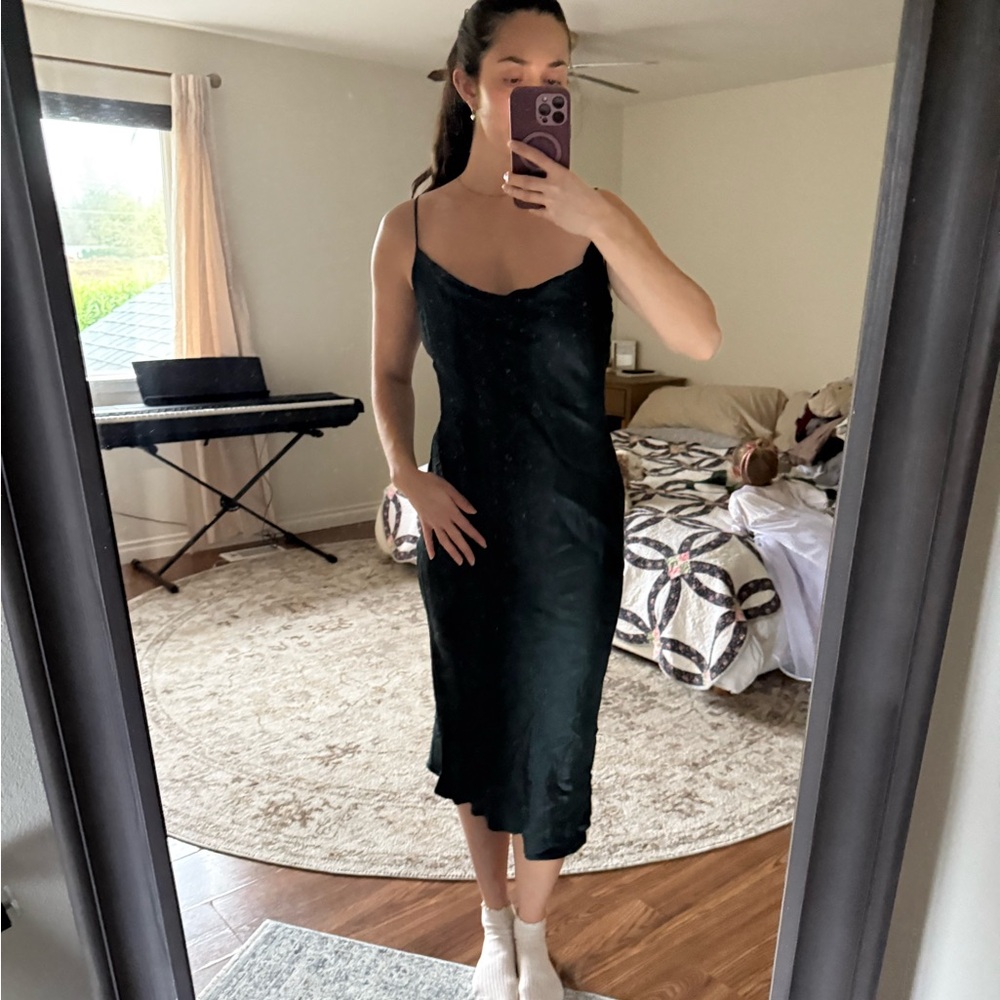 Zara Dark Green Midi Dress